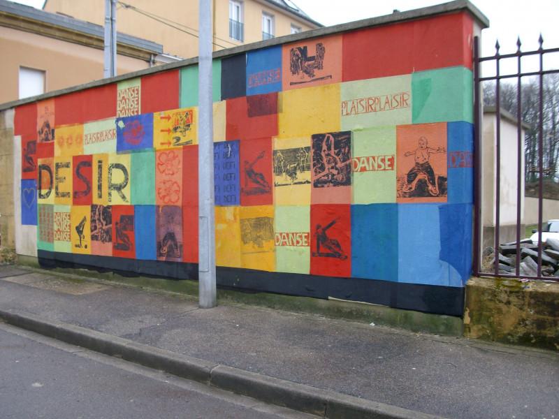 2010 157