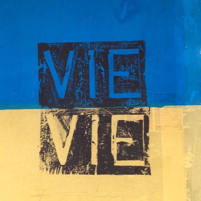 collages à Paris, mars 2022... - un groupe Paris | Kiev