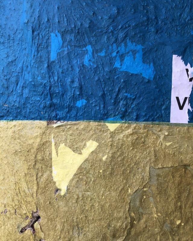 collages à Paris, mars 2022... - un groupe Paris | Kiev